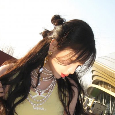 捡个锦鲤女宝全家被哄成翘嘴了